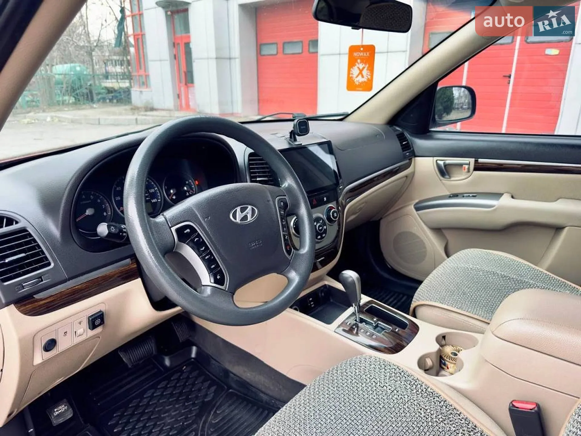 2010 Hyundai Santa Fe - мініатюра 33