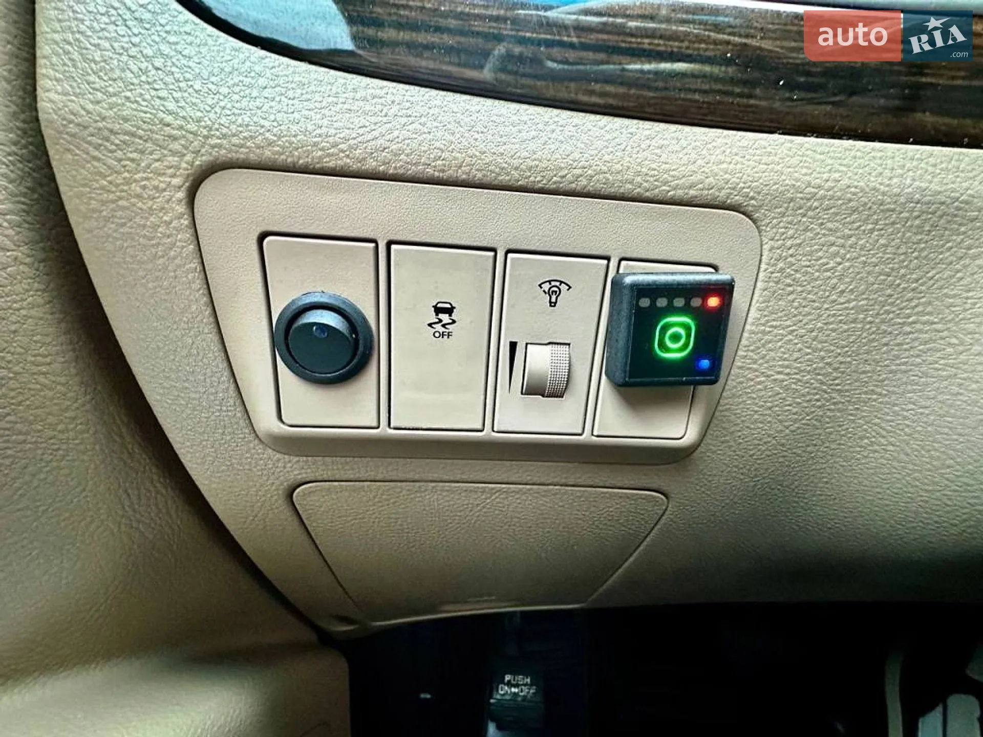 2010 Hyundai Santa Fe - мініатюра 40