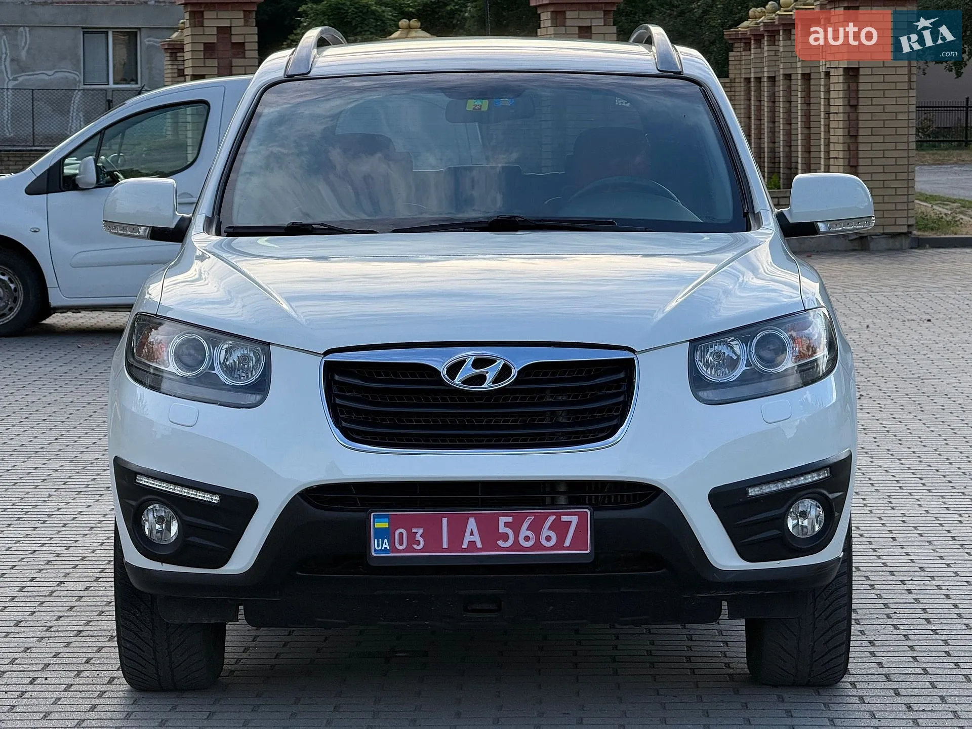 2011 Hyundai Santa Fe - мініатюра 2