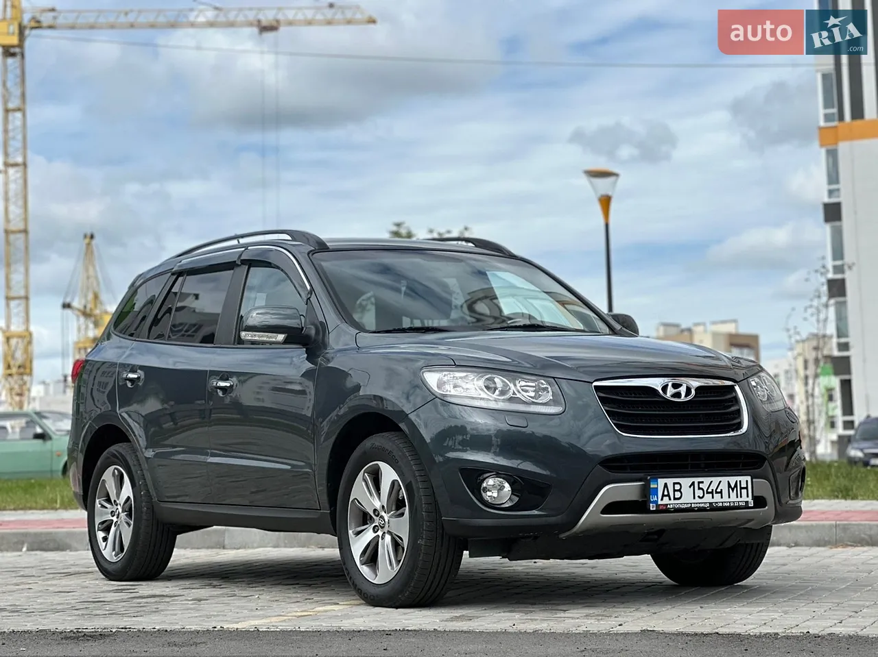 2011 Hyundai Santa Fe - мініатюра 28