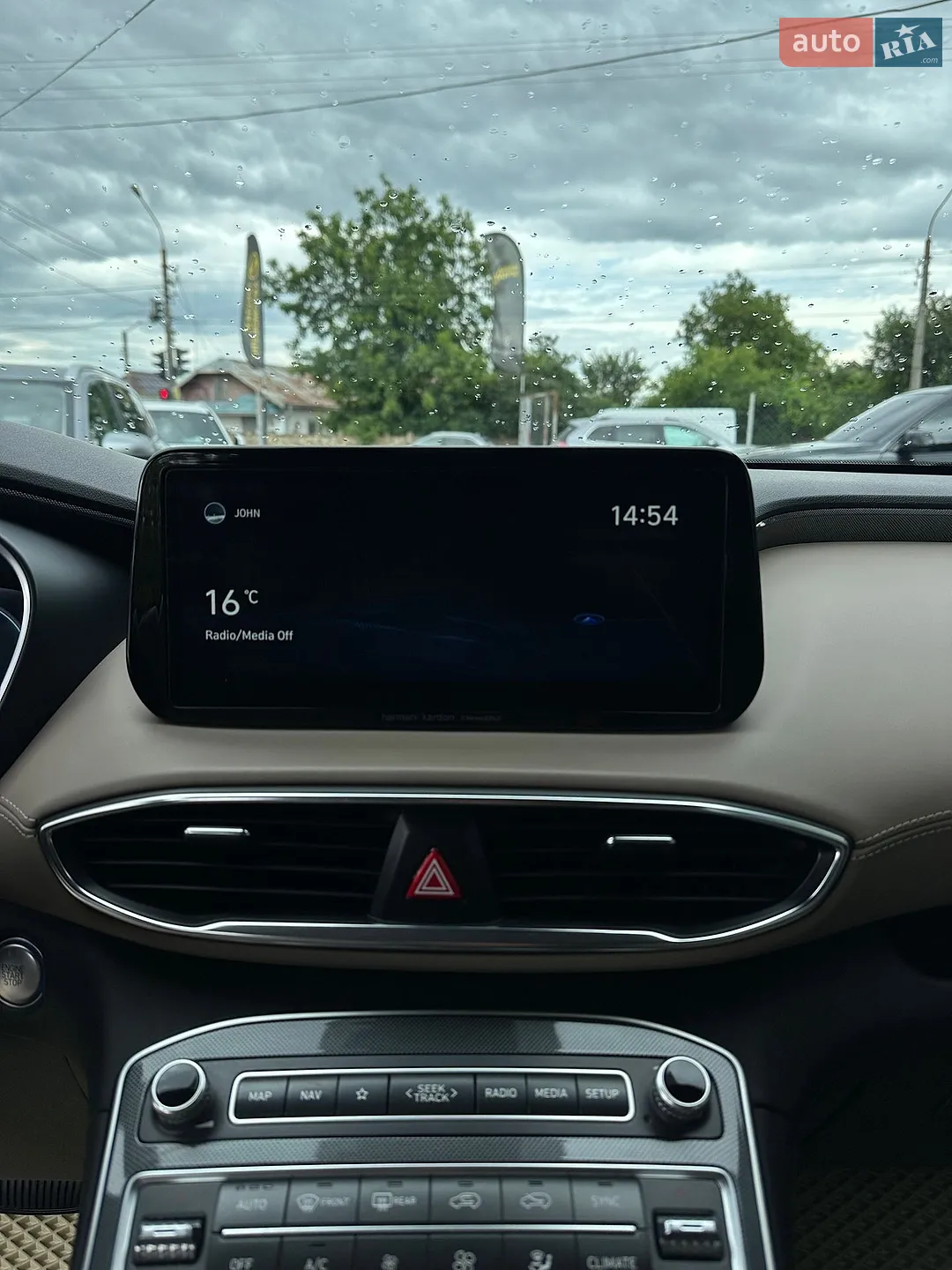 2020 Hyundai Santa Fe - мініатюра 16