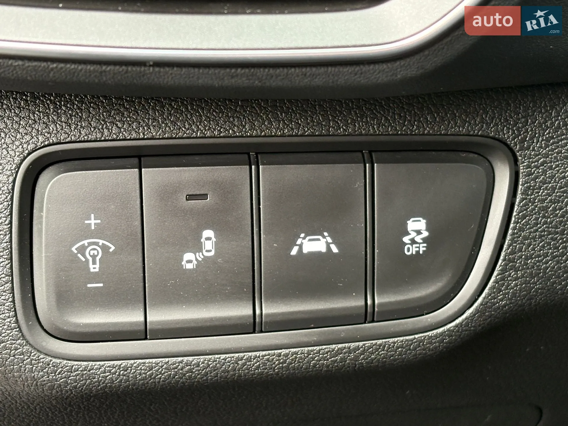 2019 Hyundai Santa Fe - мініатюра 39