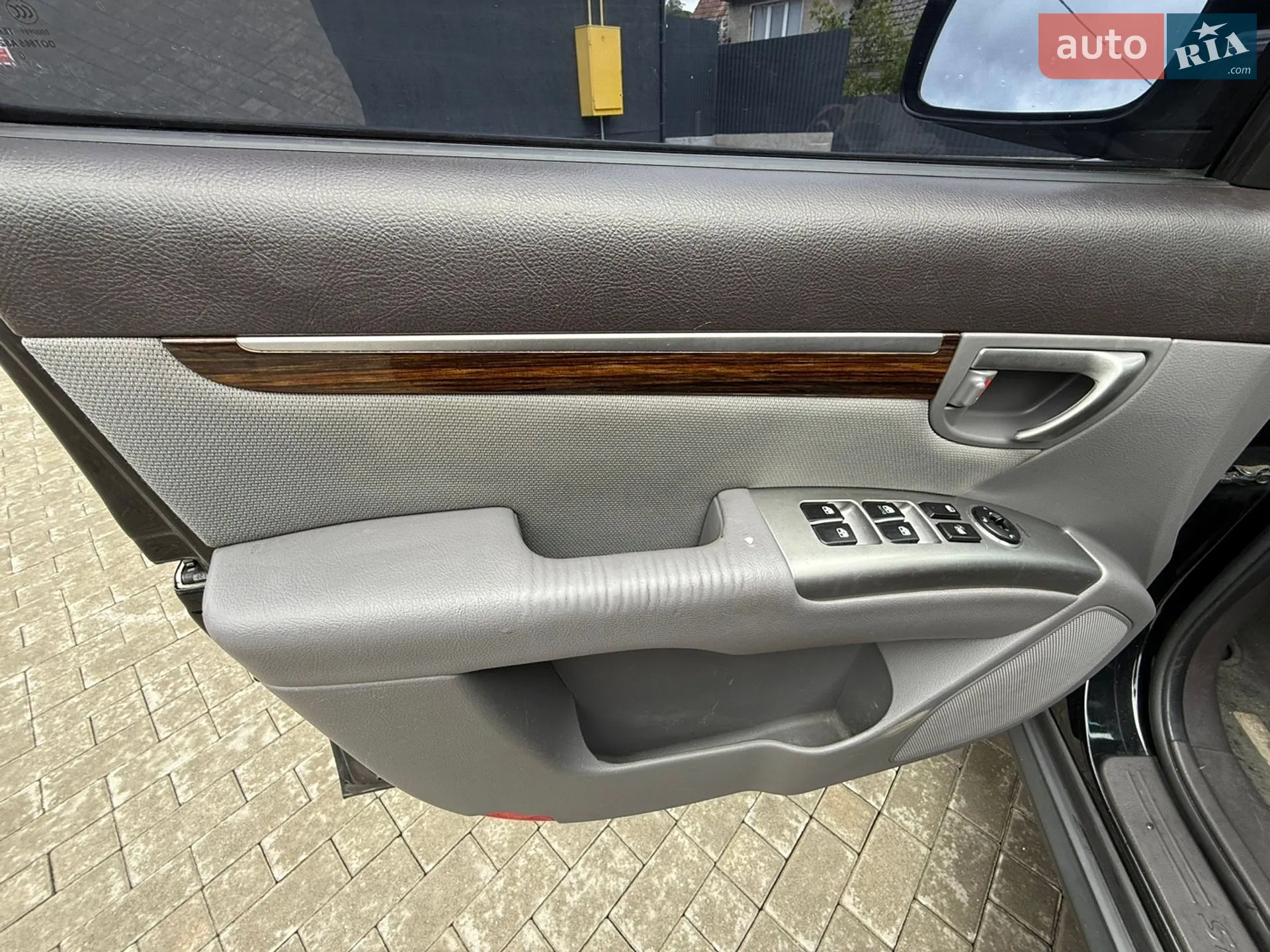 2010 Hyundai Santa Fe - мініатюра 22