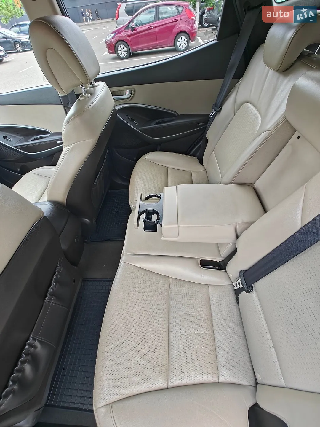 2013 Hyundai Santa Fe - мініатюра 28
