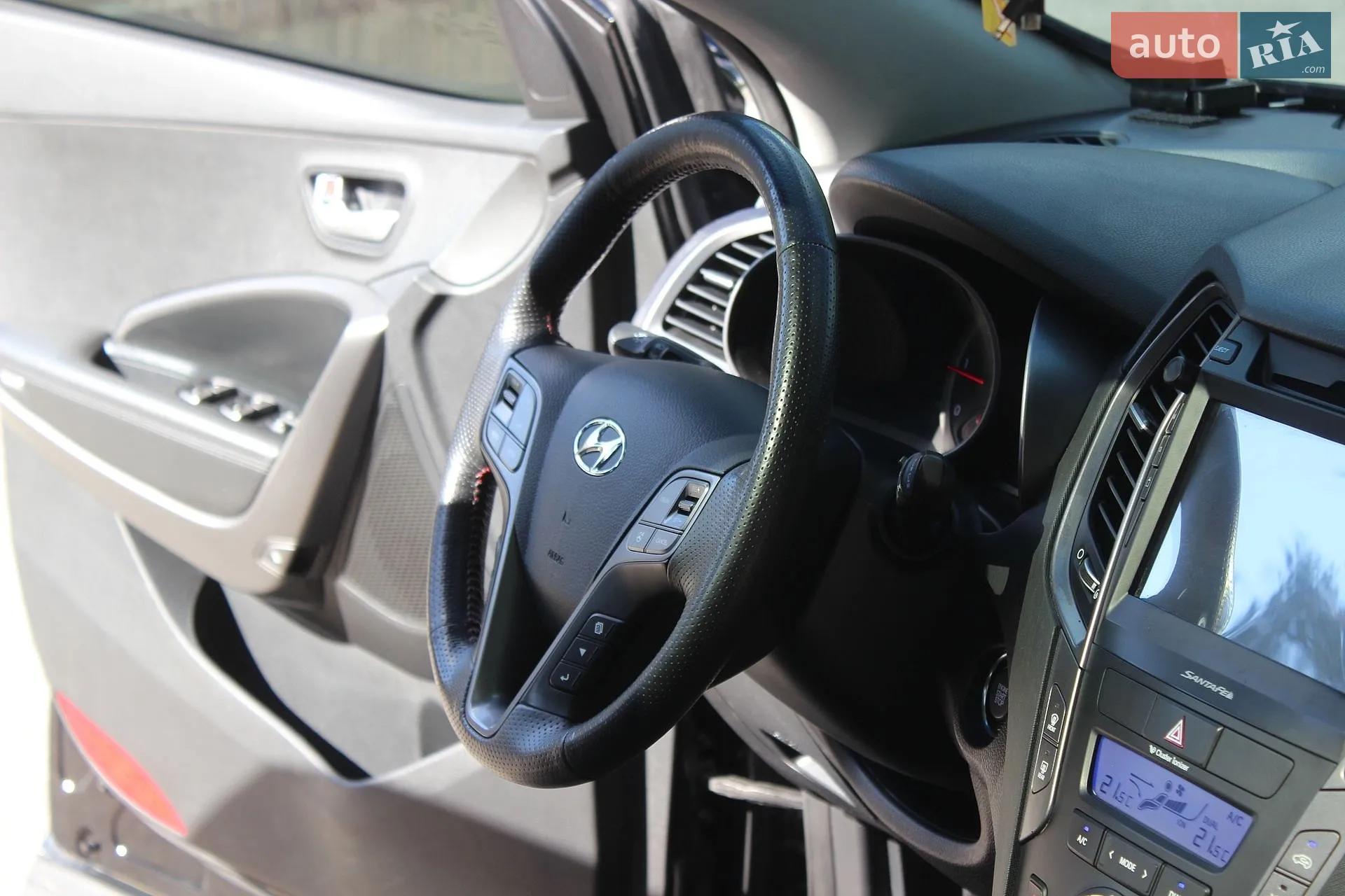 2012 Hyundai Santa Fe - мініатюра 33