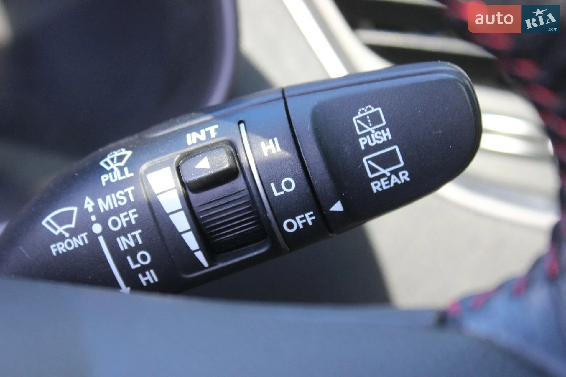 2012 Hyundai Santa Fe - мініатюра 39