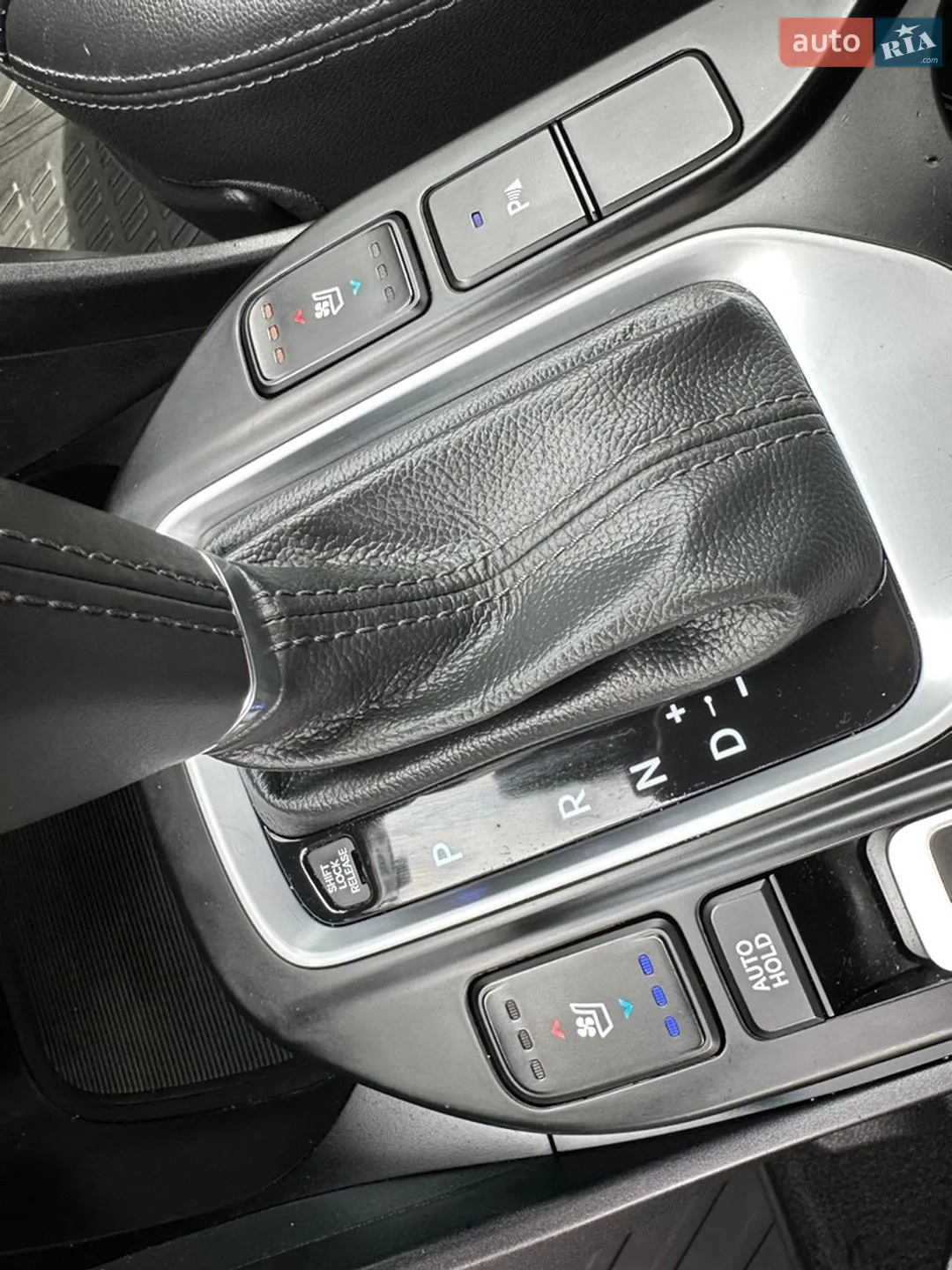 2016 Hyundai Santa Fe - мініатюра 47