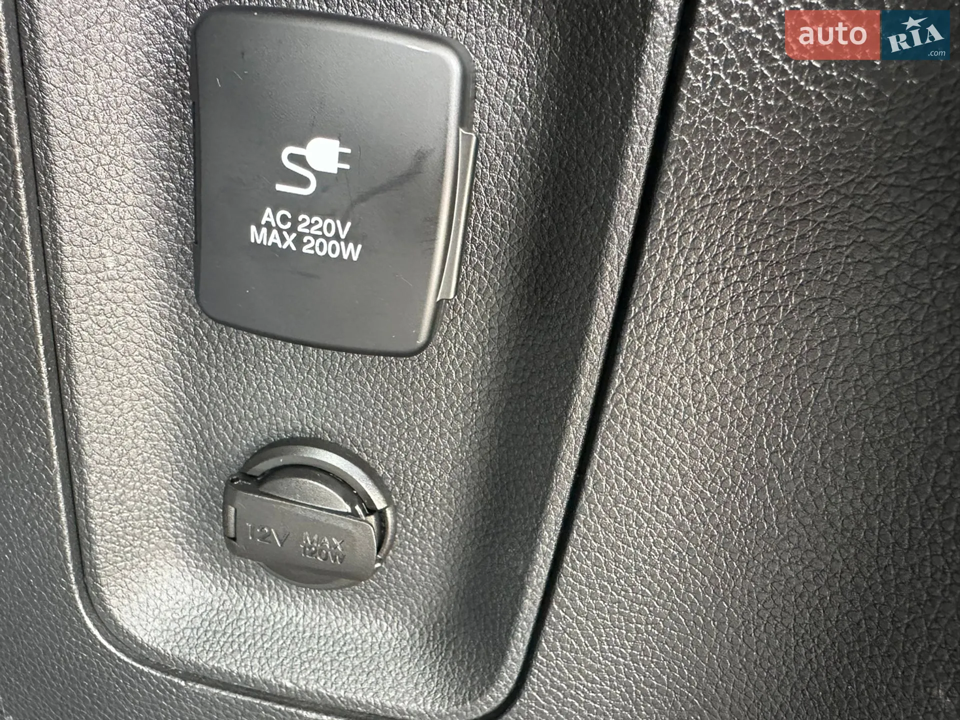 2016 Hyundai Santa Fe - мініатюра 91