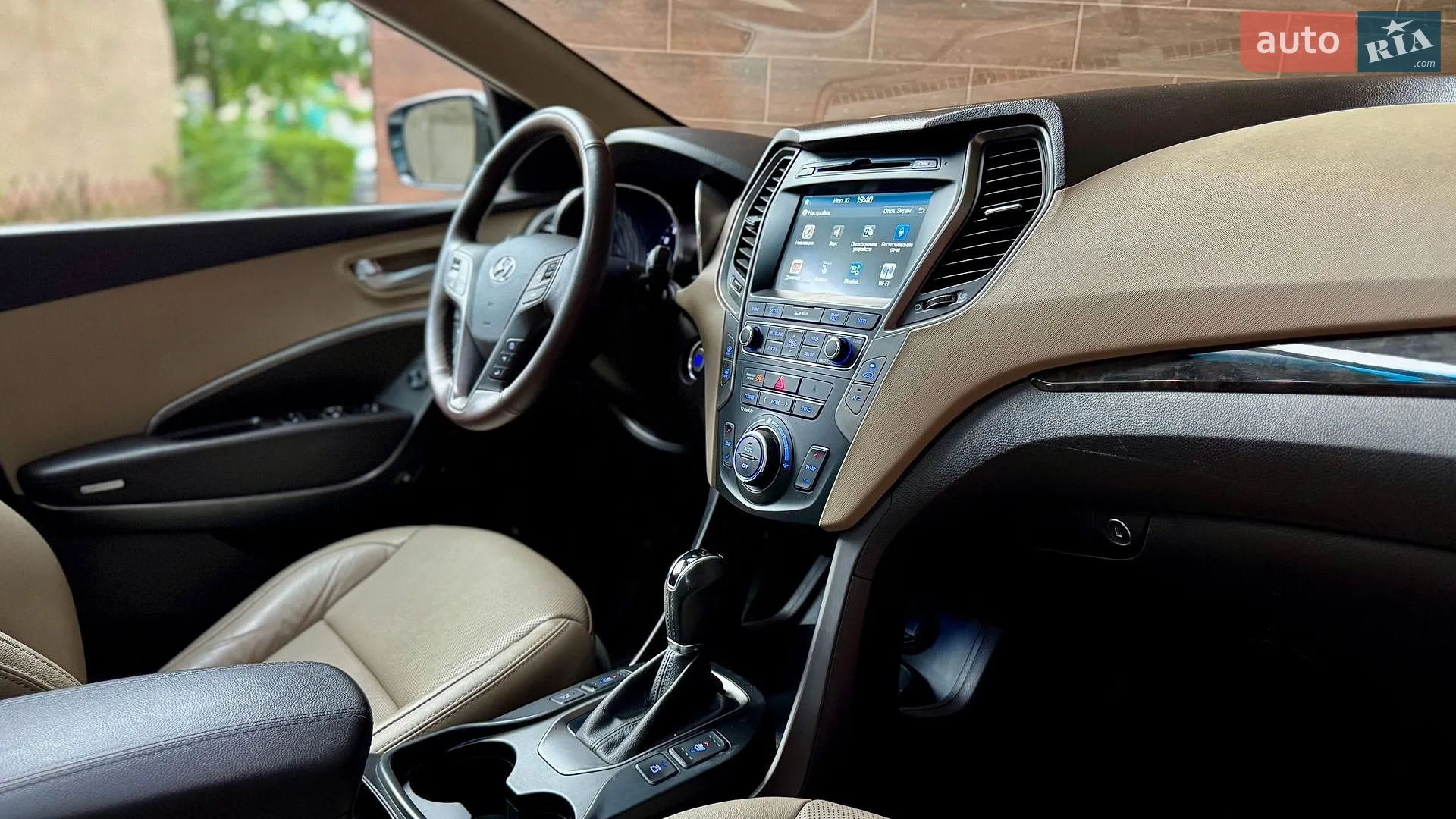 2016 Hyundai Santa Fe - мініатюра 19