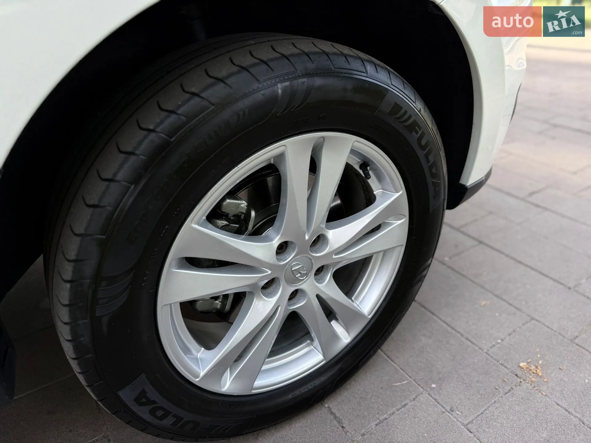 2011 Hyundai Santa Fe - мініатюра 23