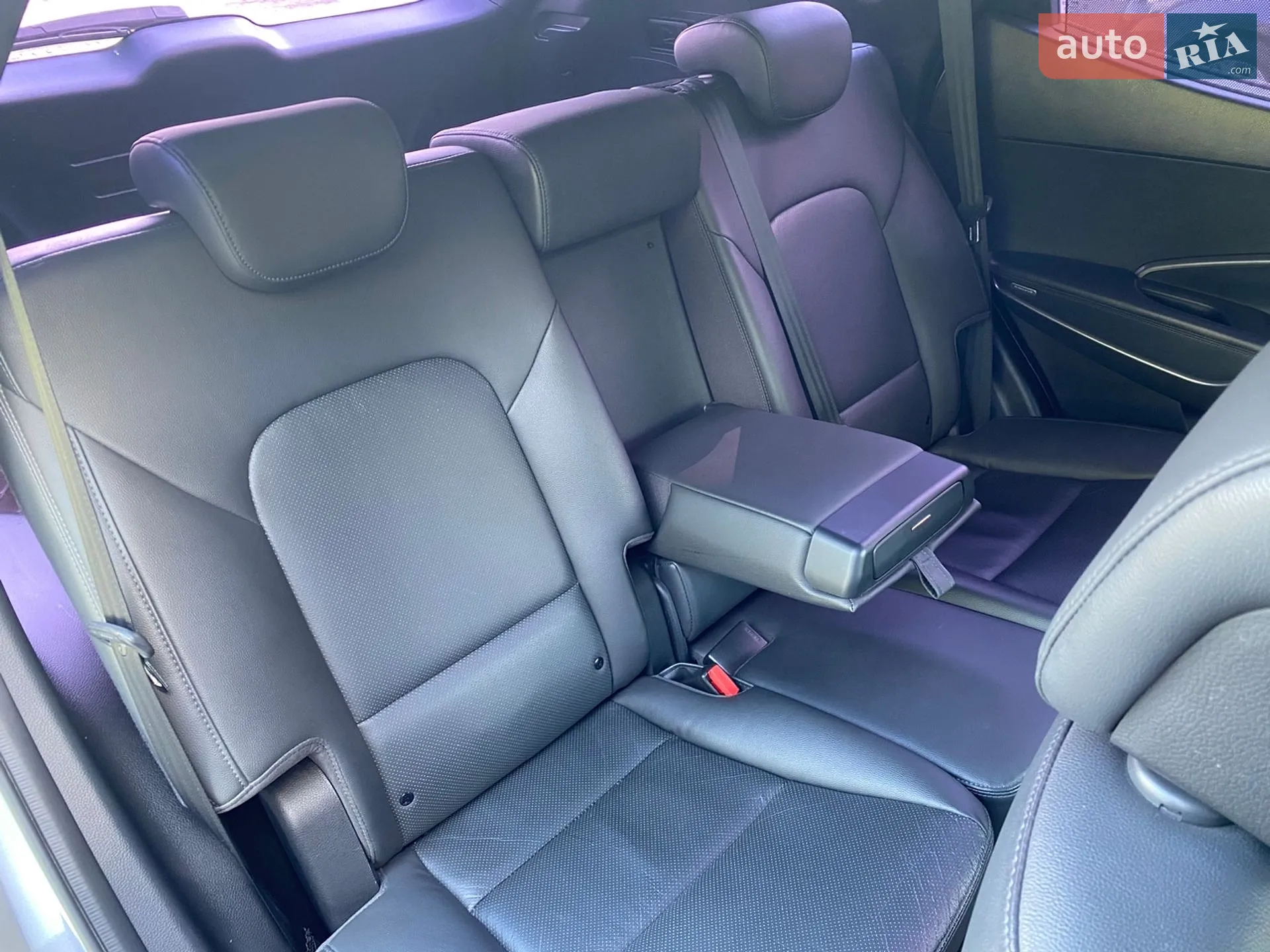 2015 Hyundai Santa Fe - мініатюра 39