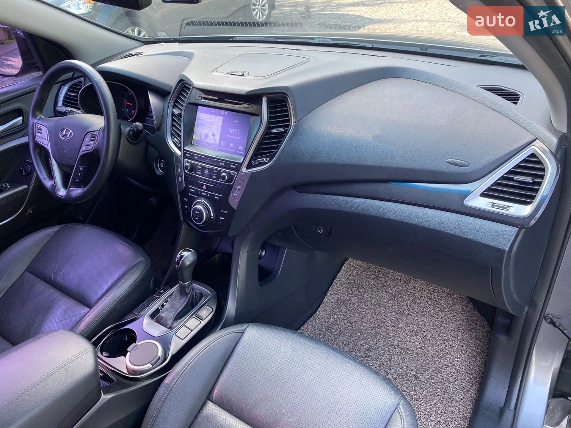 2015 Hyundai Santa Fe - мініатюра 41