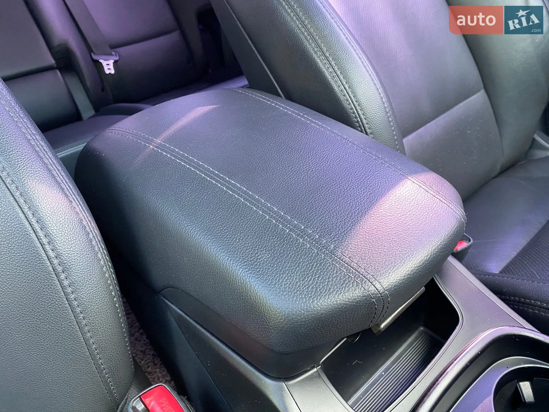 2015 Hyundai Santa Fe - мініатюра 42