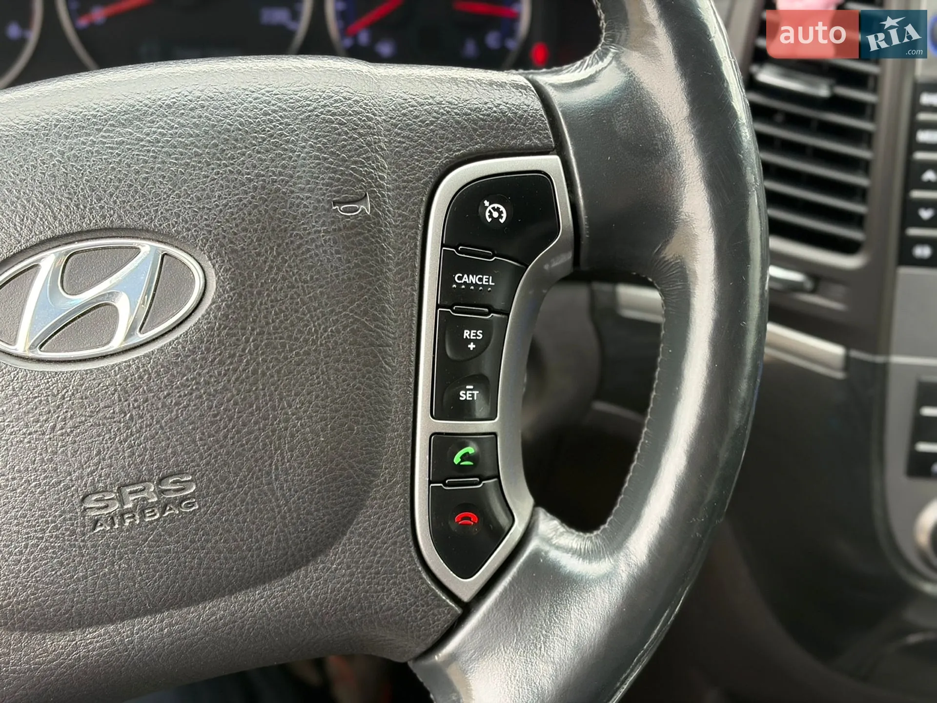2012 Hyundai Santa Fe - мініатюра 36