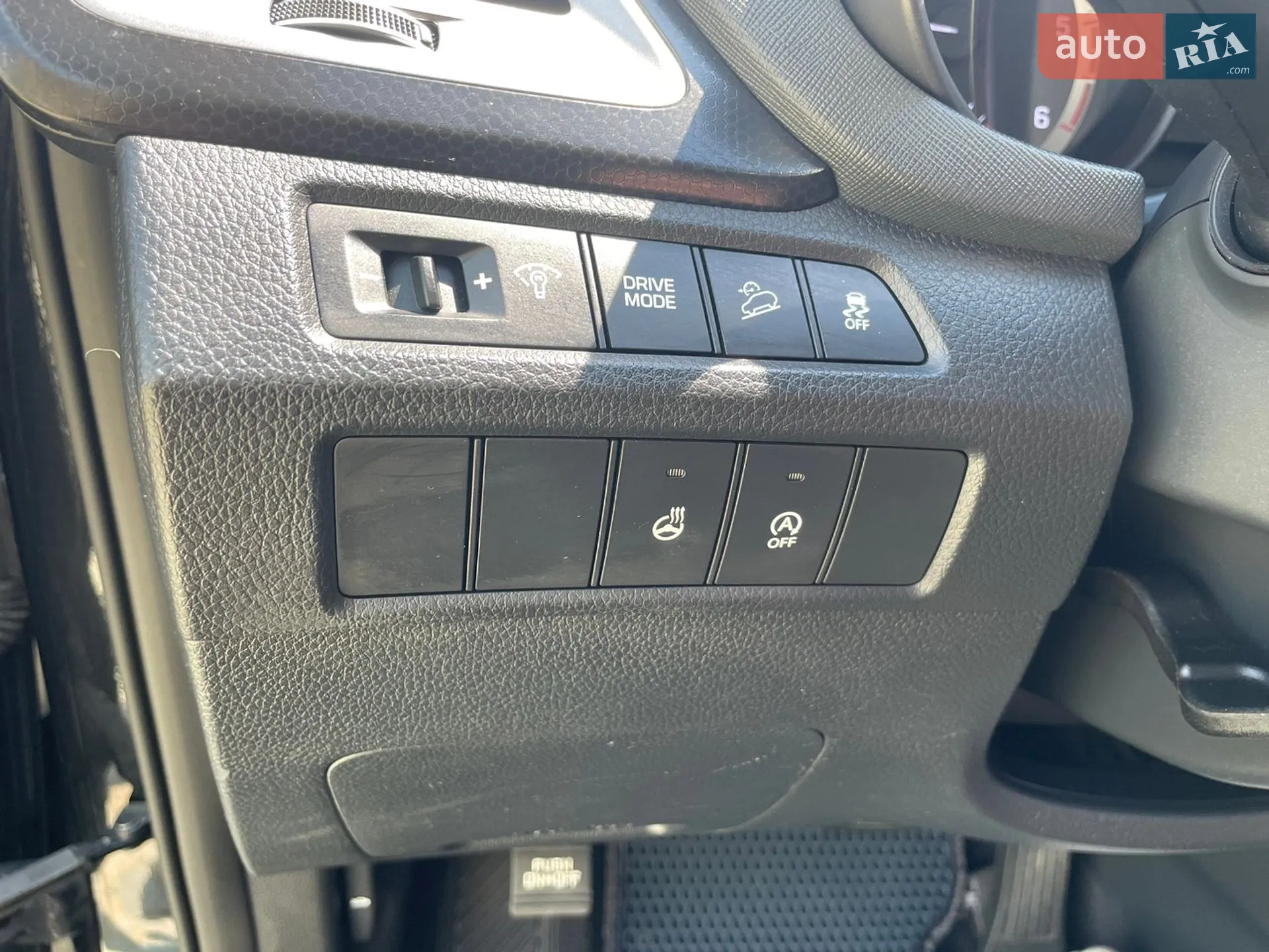 2015 Hyundai Santa Fe - мініатюра 34