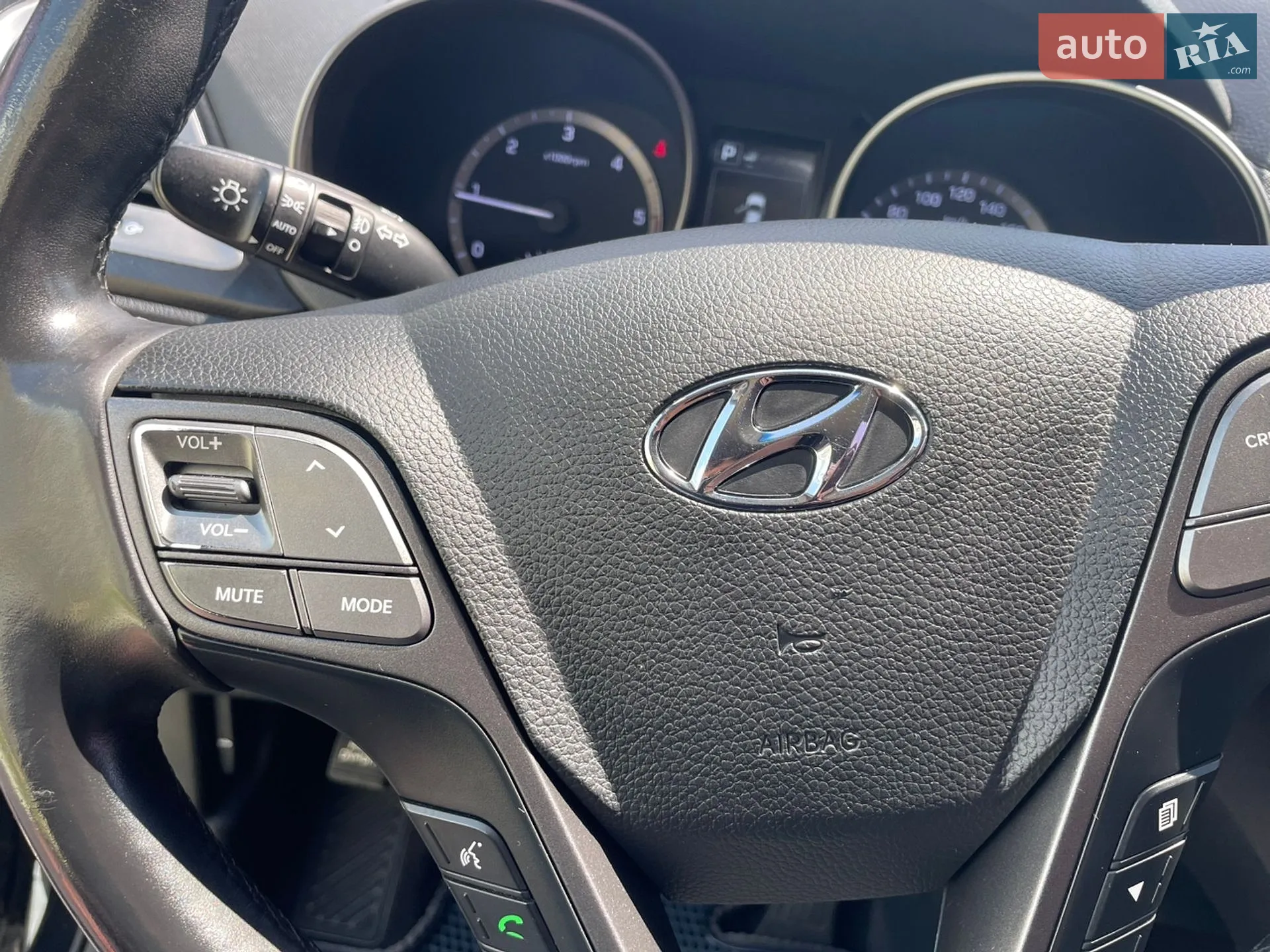 2015 Hyundai Santa Fe - мініатюра 39