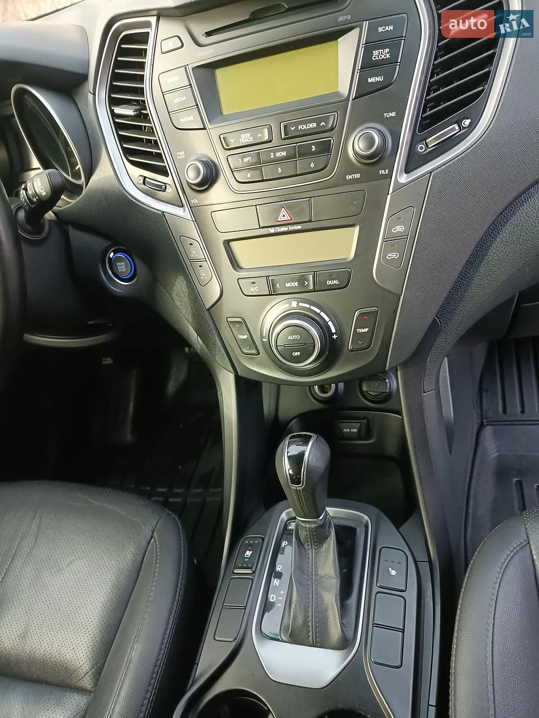 2013 Hyundai Santa Fe - мініатюра 27