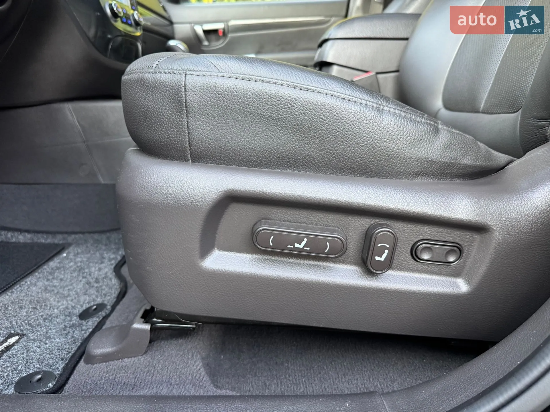 2012 Hyundai Santa Fe - мініатюра 41