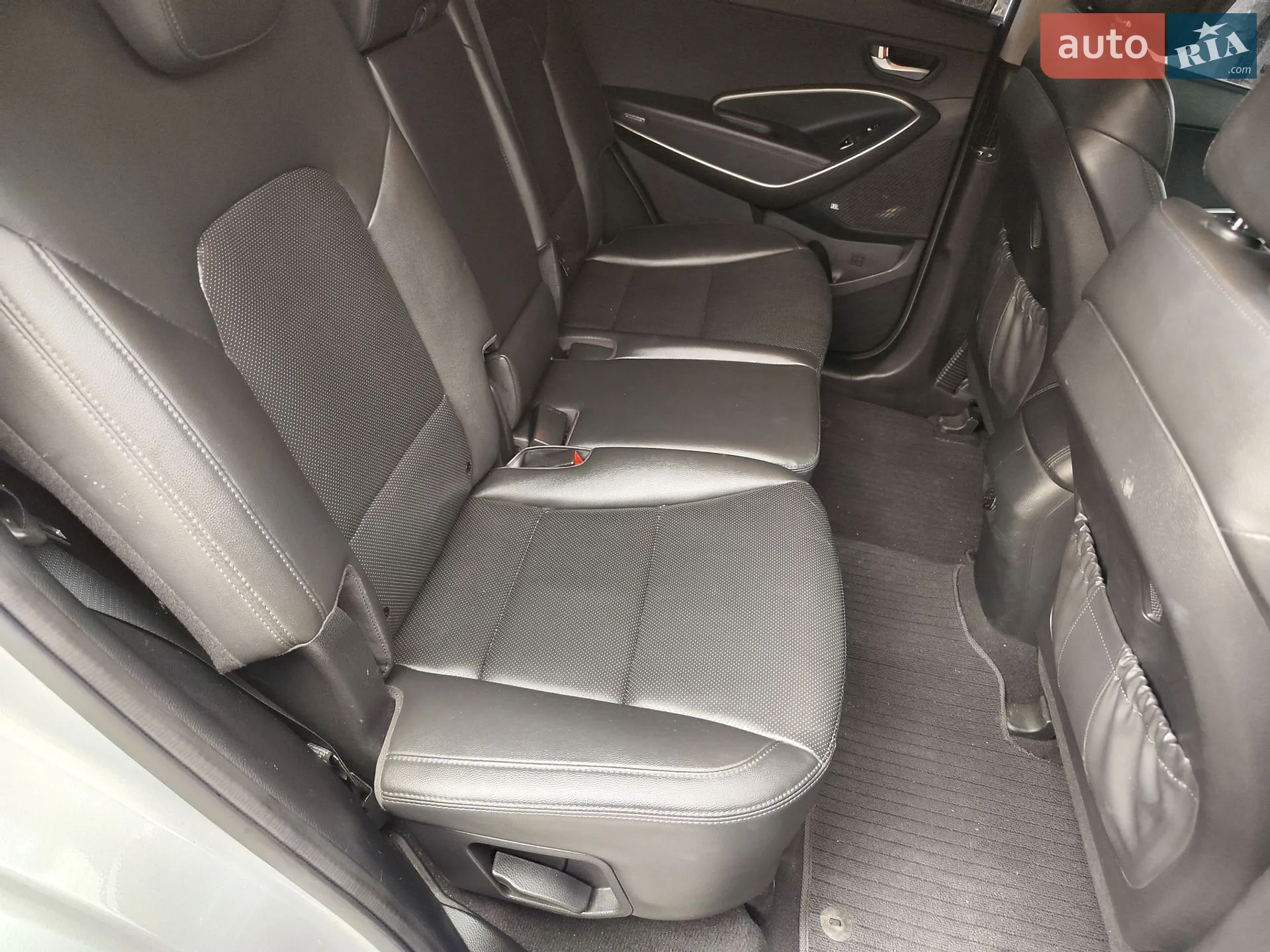 2015 Hyundai Santa Fe - мініатюра 18