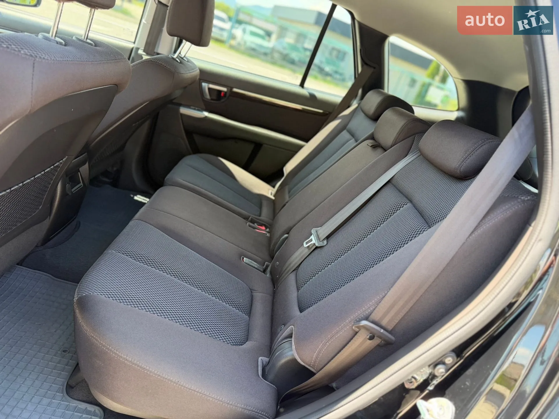 2011 Hyundai Santa Fe - мініатюра 10