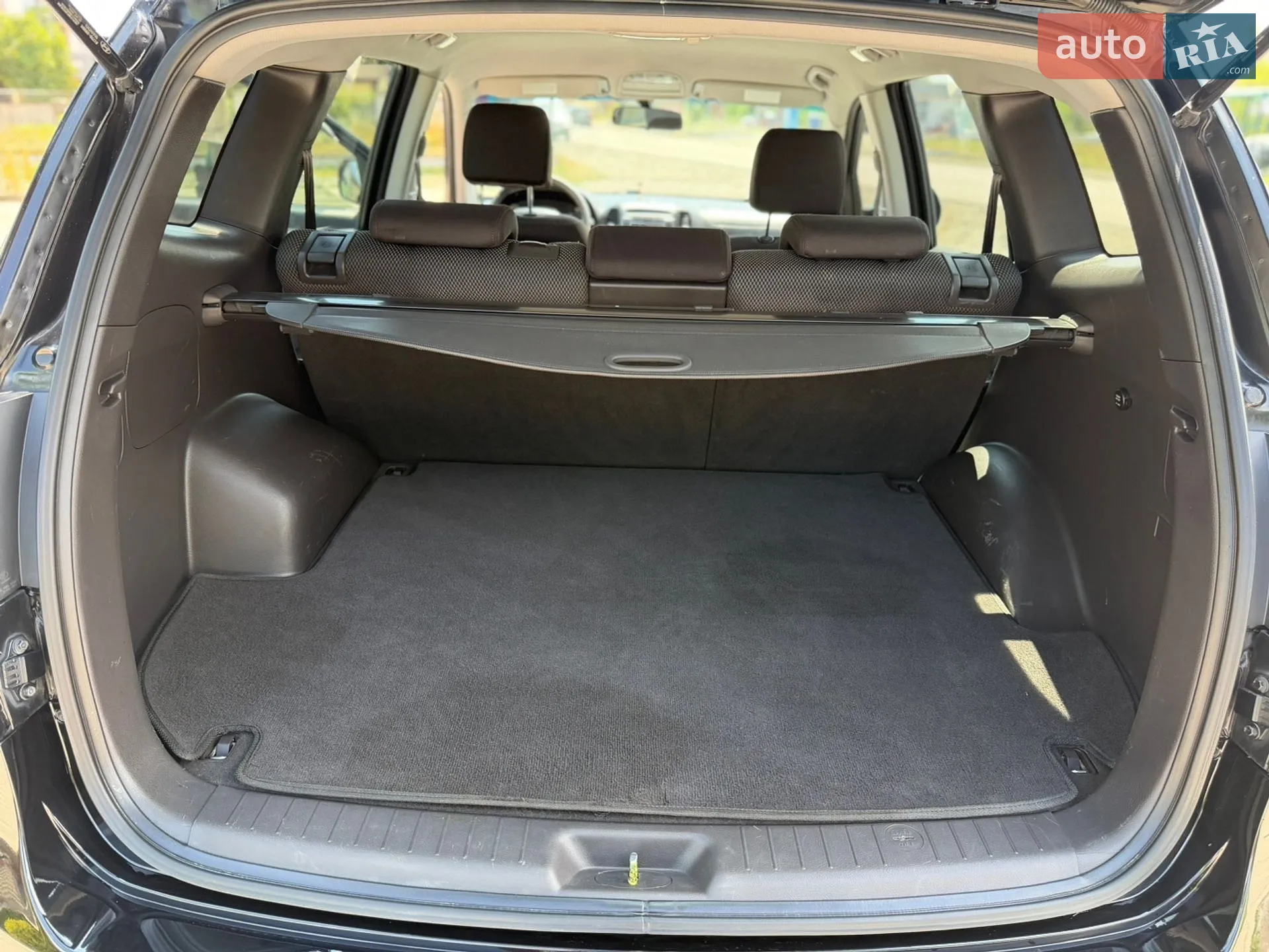 2011 Hyundai Santa Fe - мініатюра 12