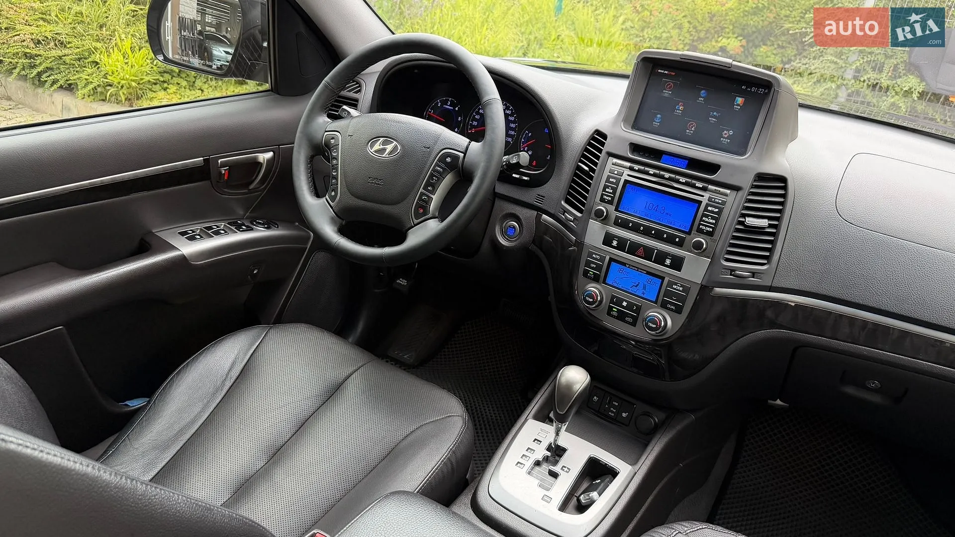 2011 Hyundai Santa Fe - мініатюра 26