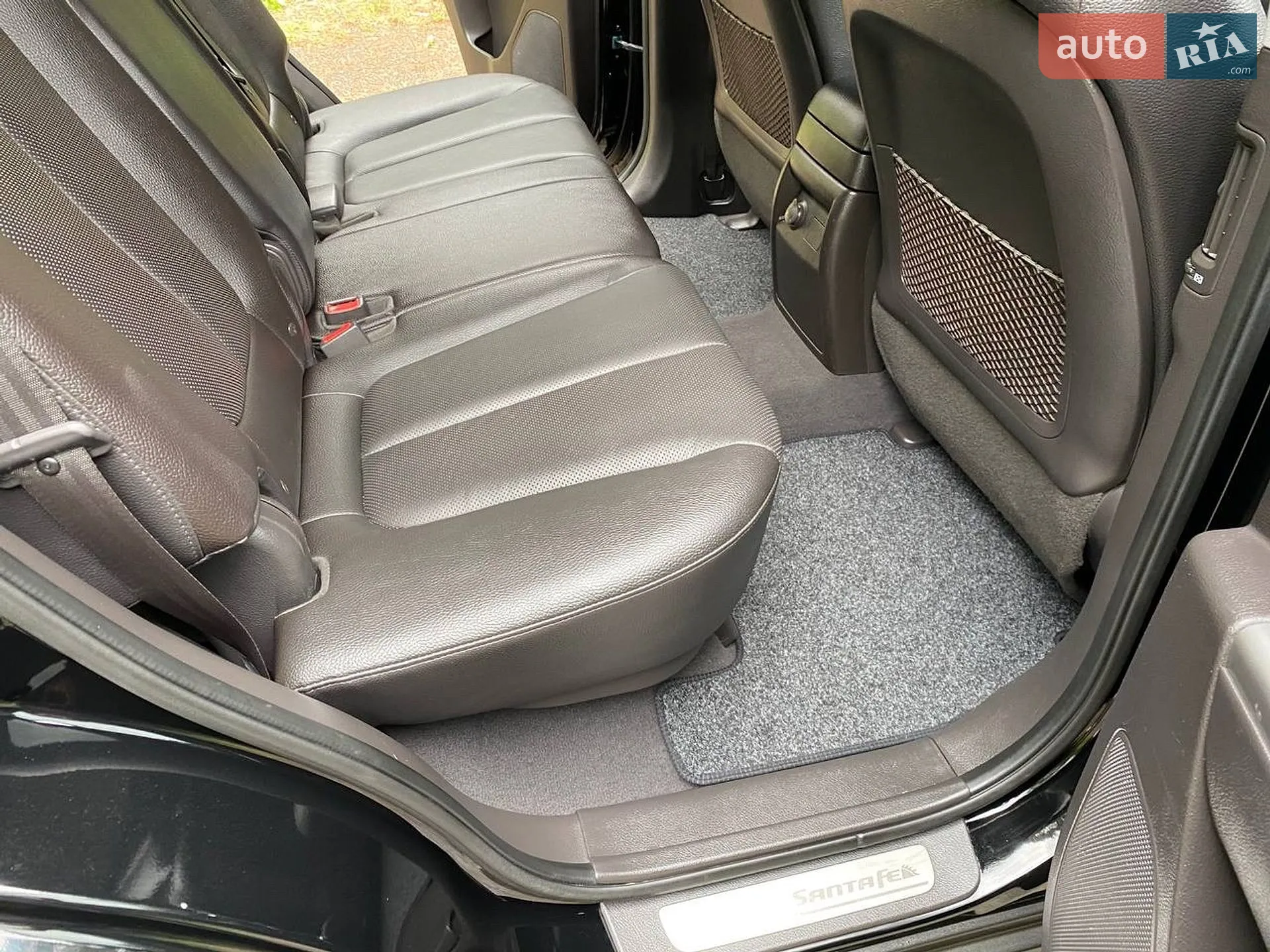 2011 Hyundai Santa Fe - мініатюра 131