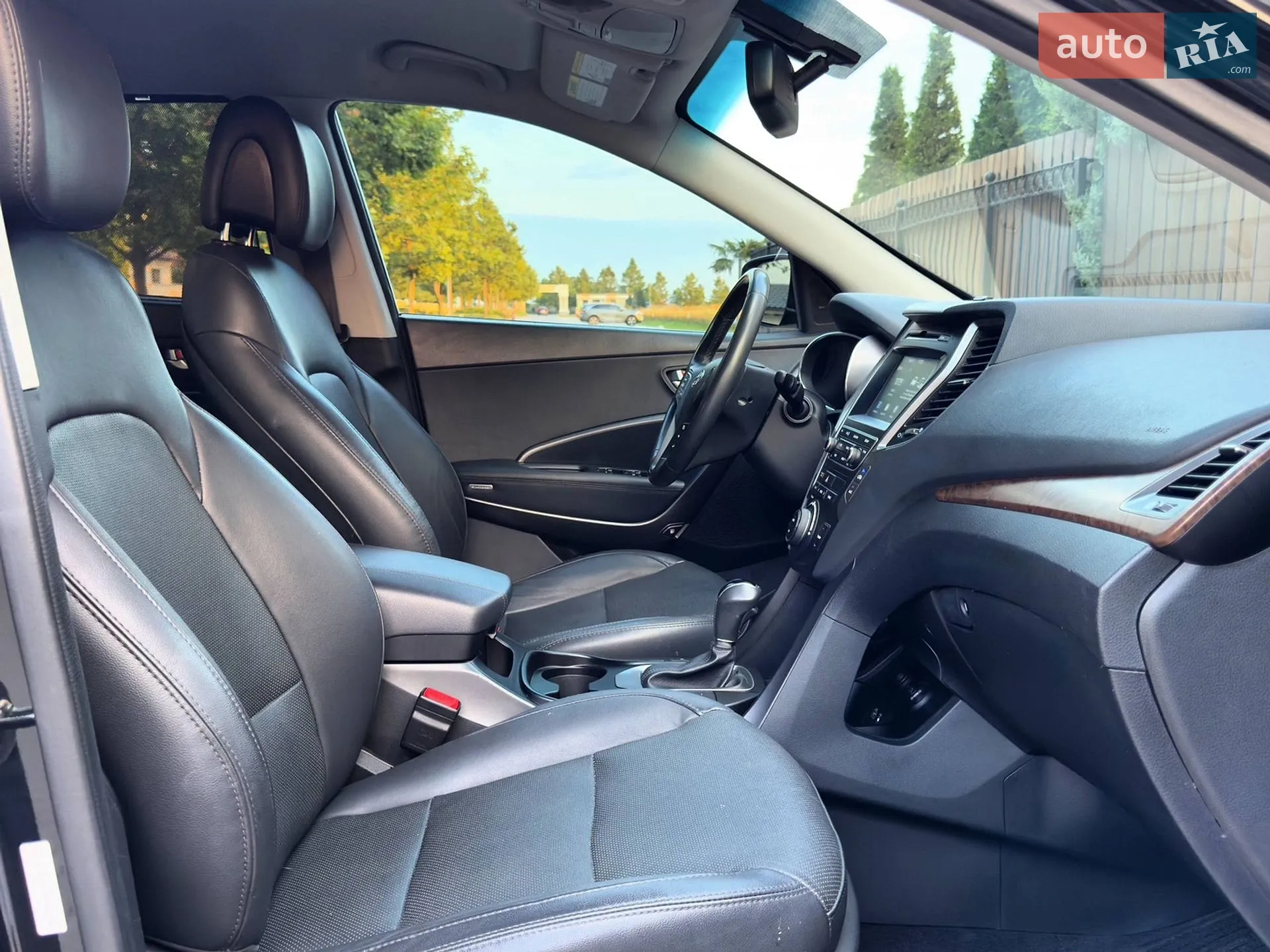 2017 Hyundai Santa Fe - мініатюра 38