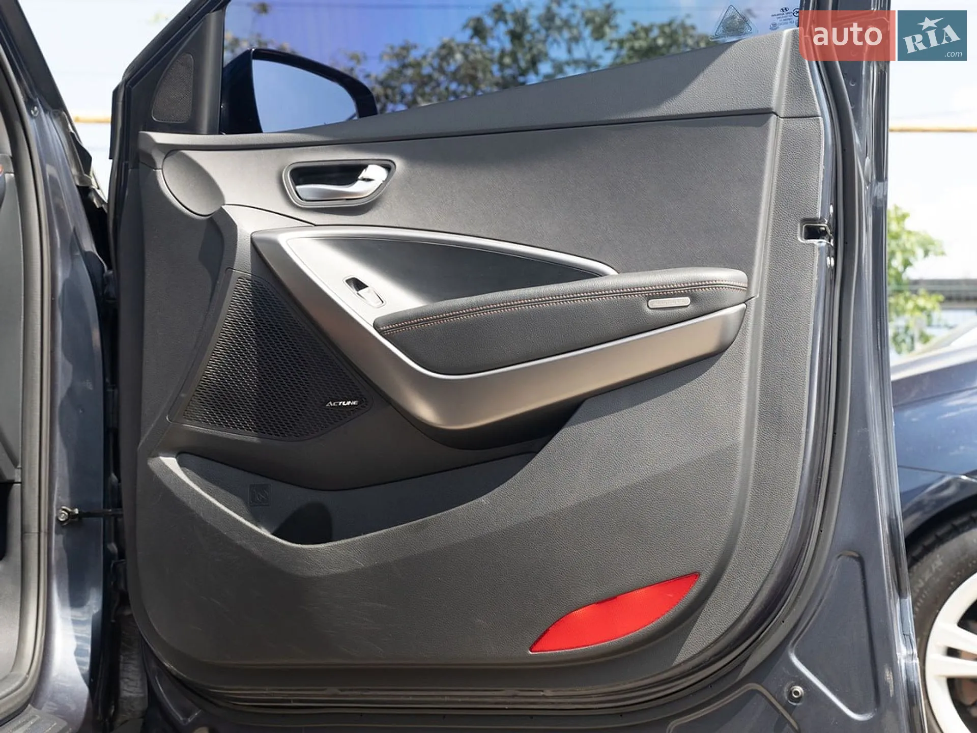 2012 Hyundai Santa Fe - мініатюра 30