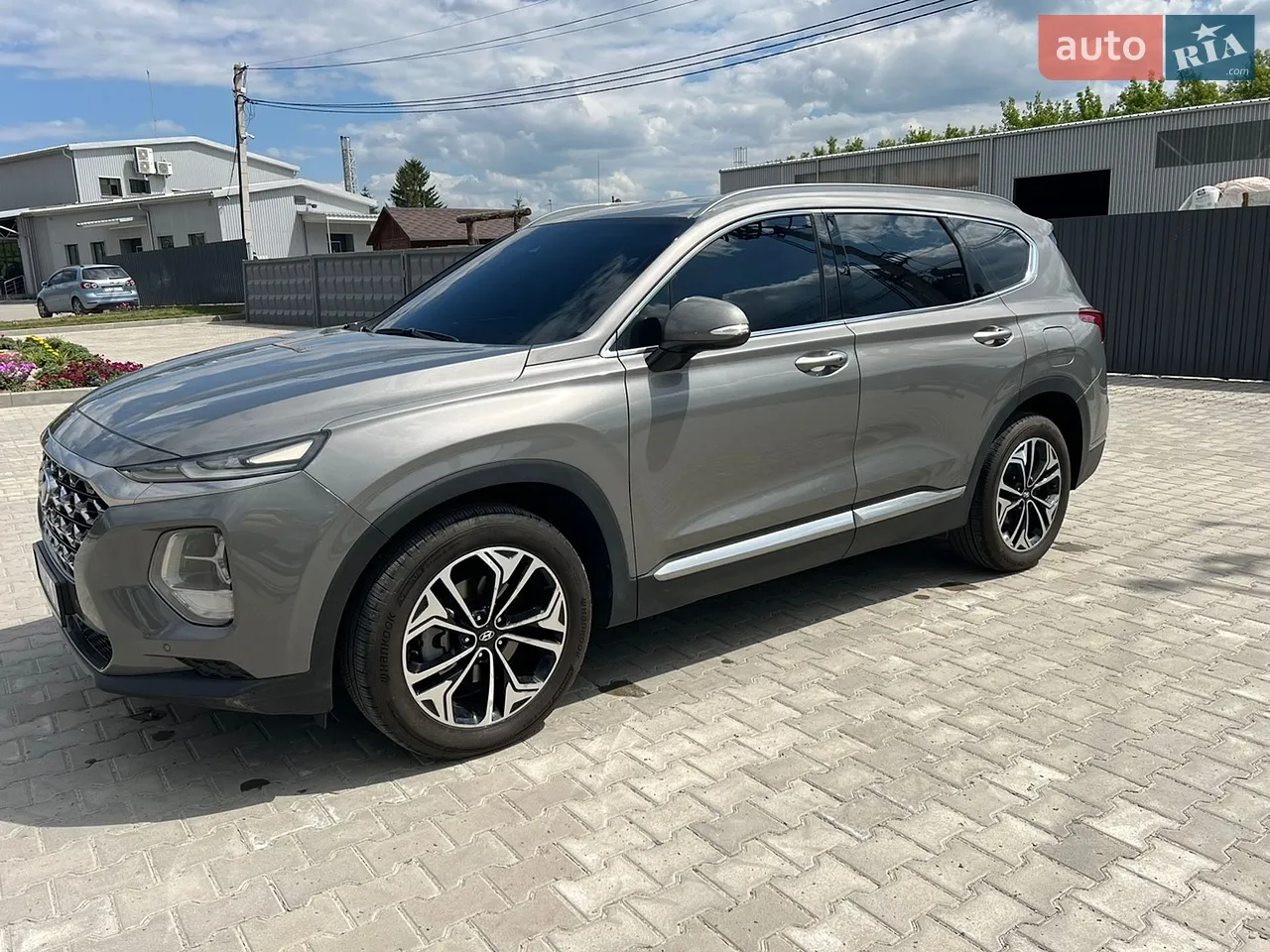 2019 Hyundai Santa Fe - мініатюра 17