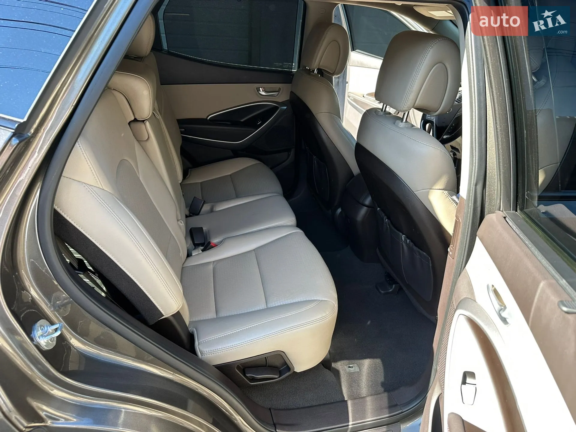 2014 Hyundai Santa Fe - мініатюра 17