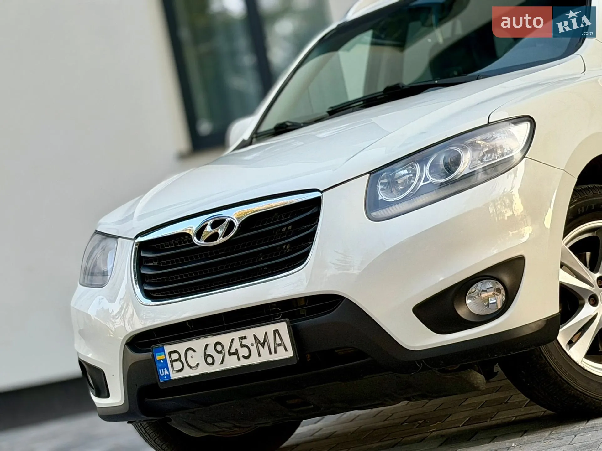2010 Hyundai Santa Fe - мініатюра 32