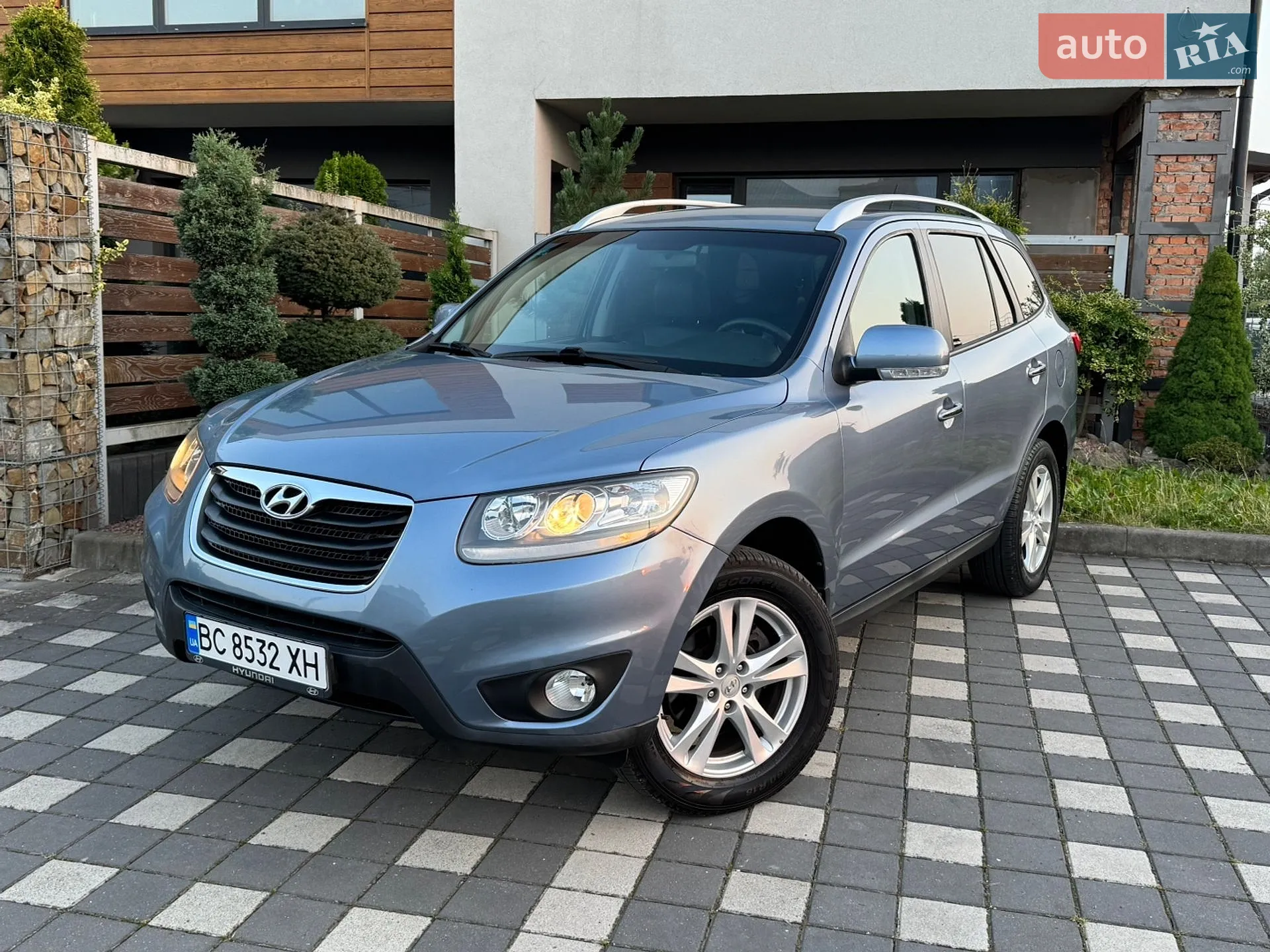 2010 Hyundai Santa Fe - мініатюра 8