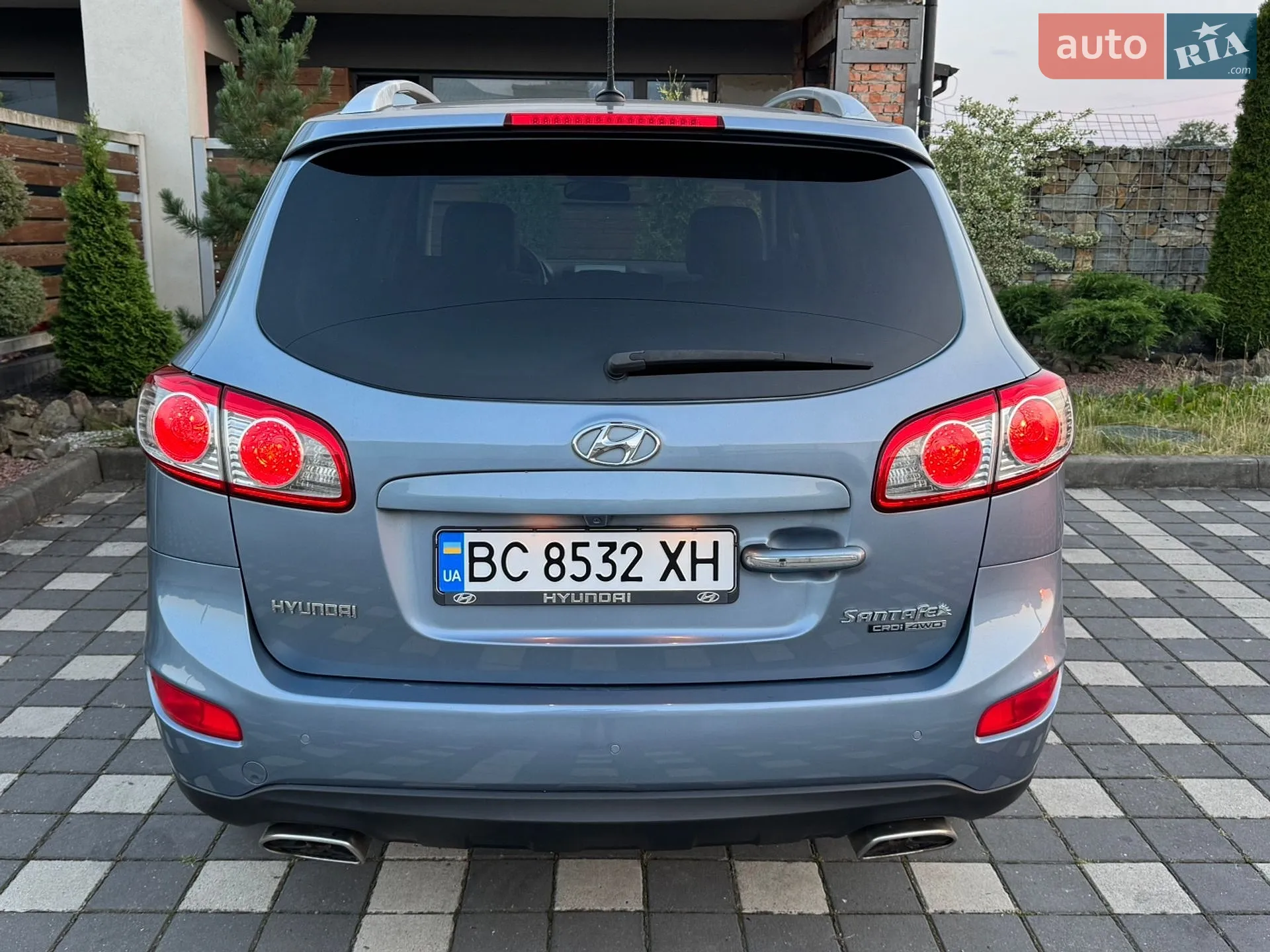 2010 Hyundai Santa Fe - мініатюра 23