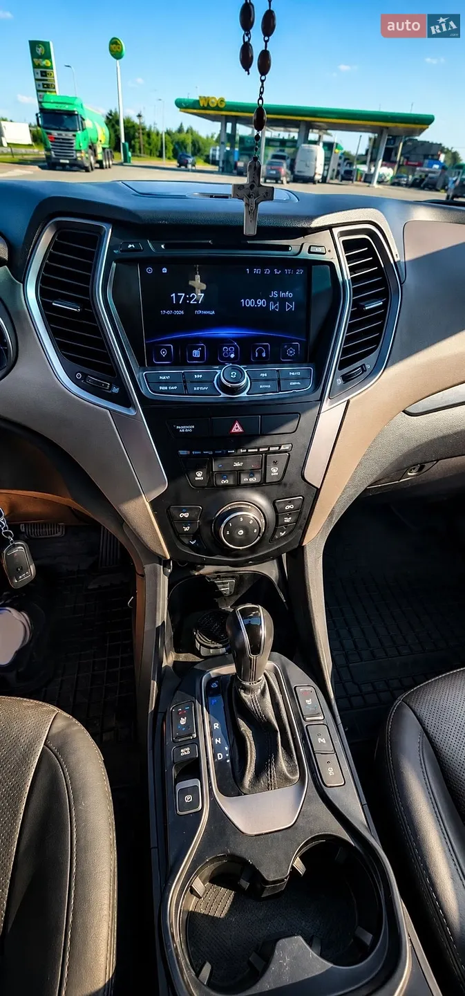 2015 Hyundai Santa Fe - мініатюра 15