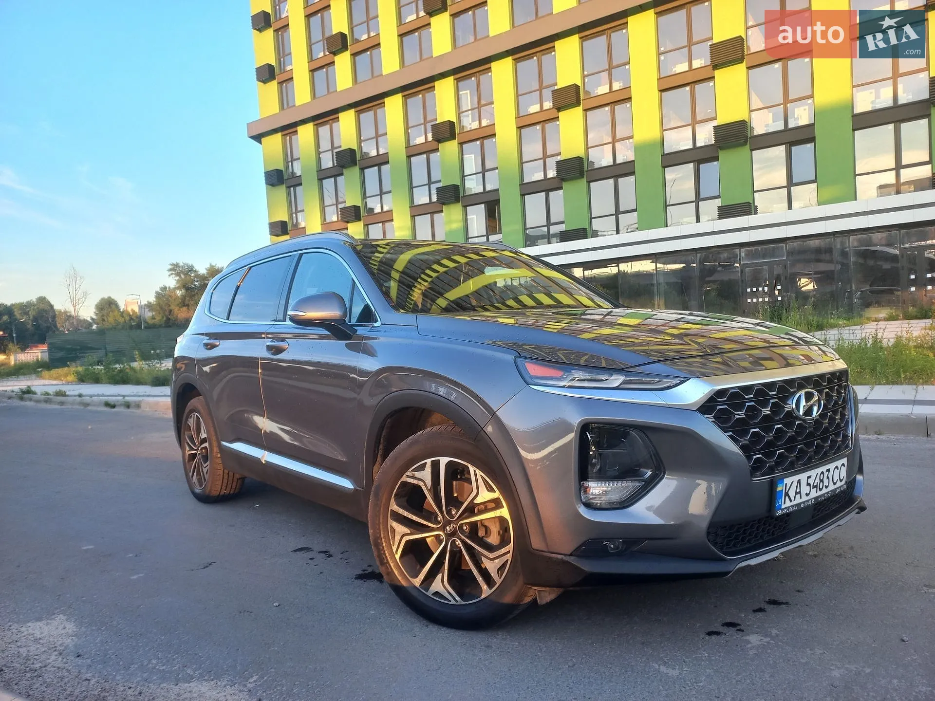 2019 Hyundai Santa Fe - мініатюра 2