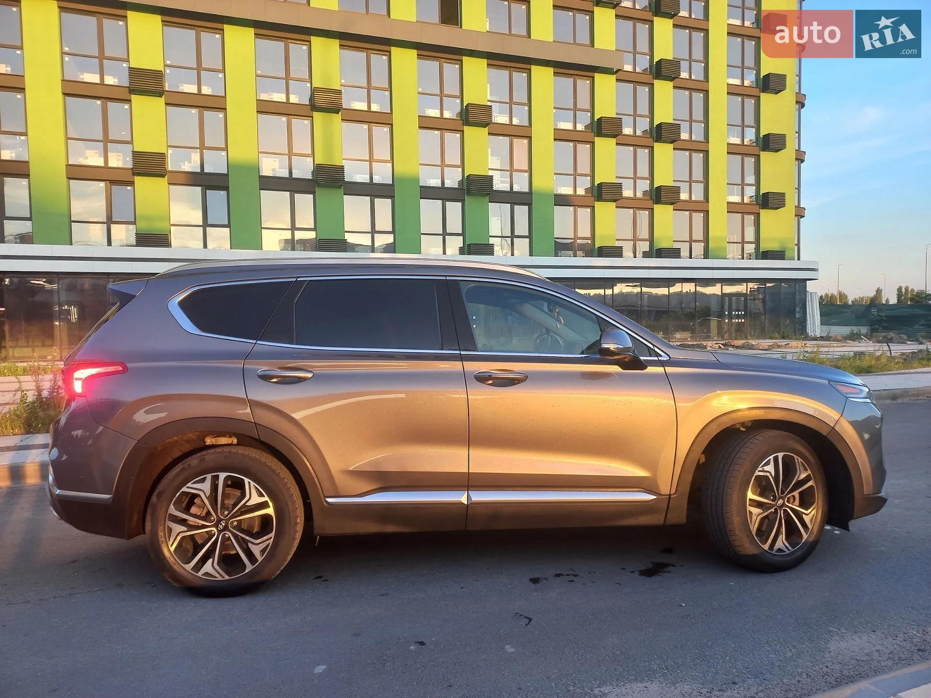2019 Hyundai Santa Fe - мініатюра 3