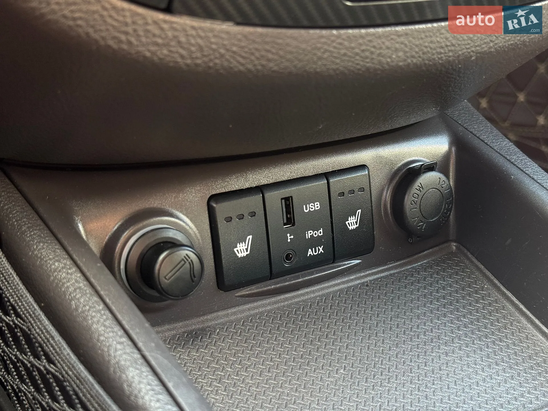 2011 Hyundai Santa Fe - мініатюра 48