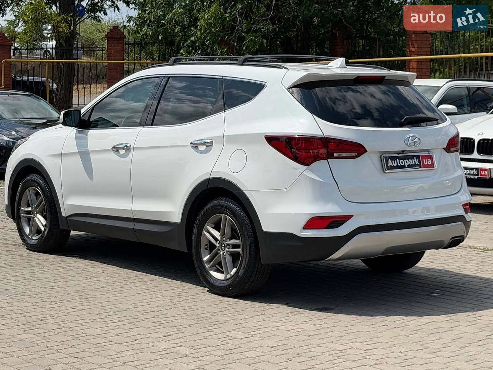 2016 Hyundai Santa Fe - мініатюра 10