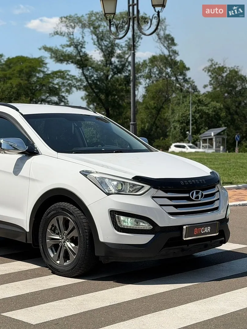 2012 Hyundai Santa Fe - мініатюра 3