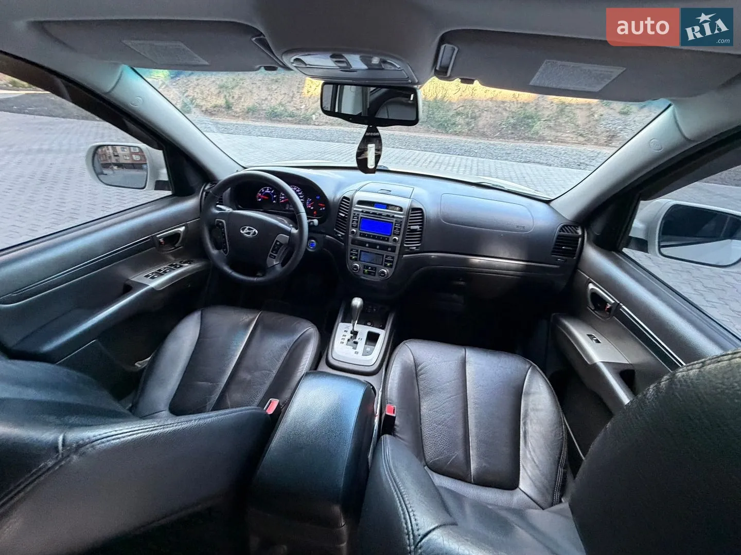 2011 Hyundai Santa Fe - мініатюра 25