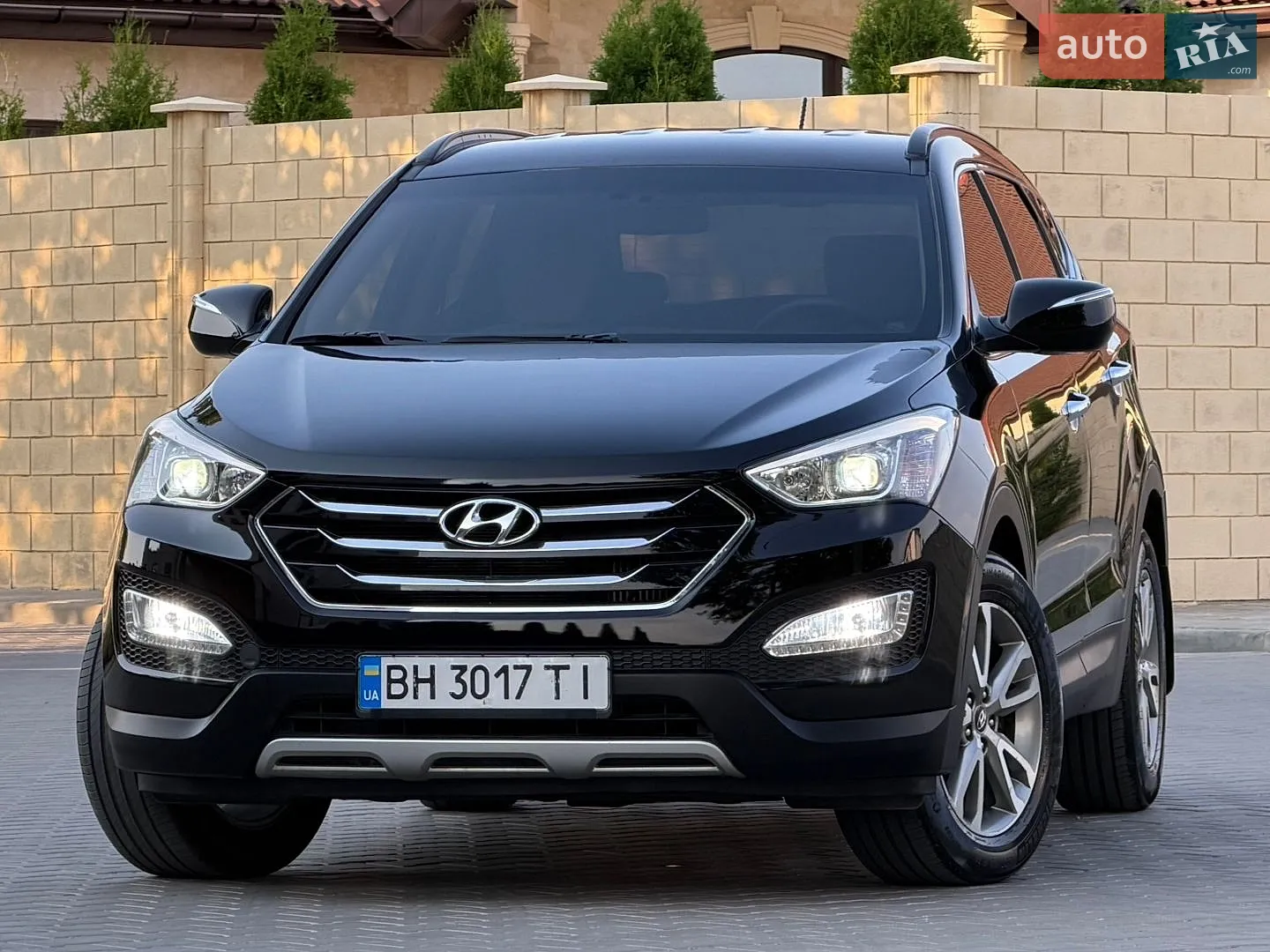 Hyundai Santa FE 2013 VIN KMHST81XDEU240839 фото оголошення 5 з 65