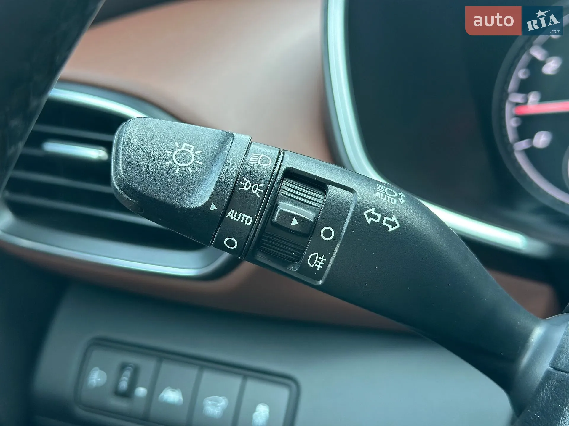 2021 Hyundai Santa Fe - мініатюра 23
