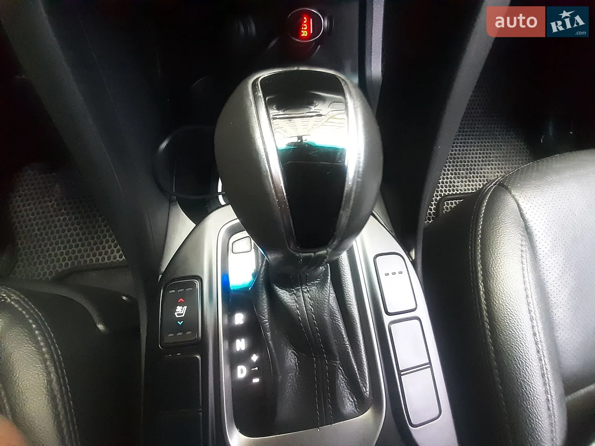 2013 Hyundai Santa Fe - мініатюра 8