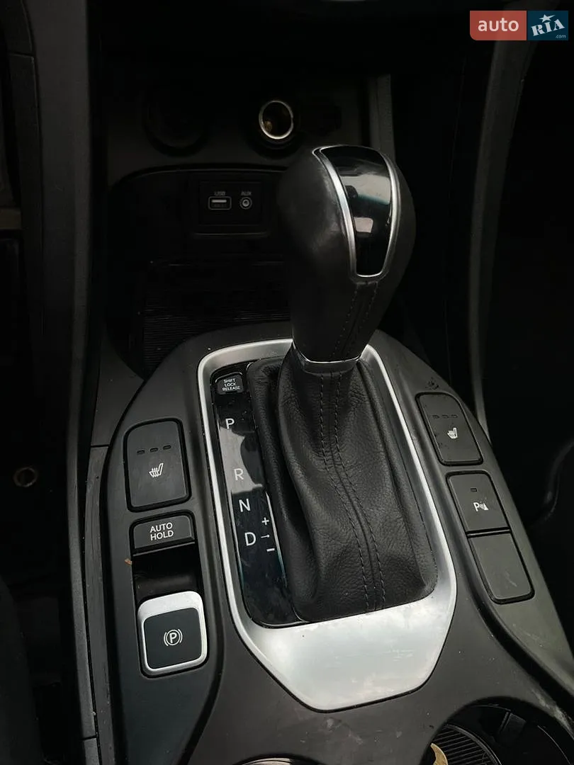 2016 Hyundai Santa Fe - мініатюра 27