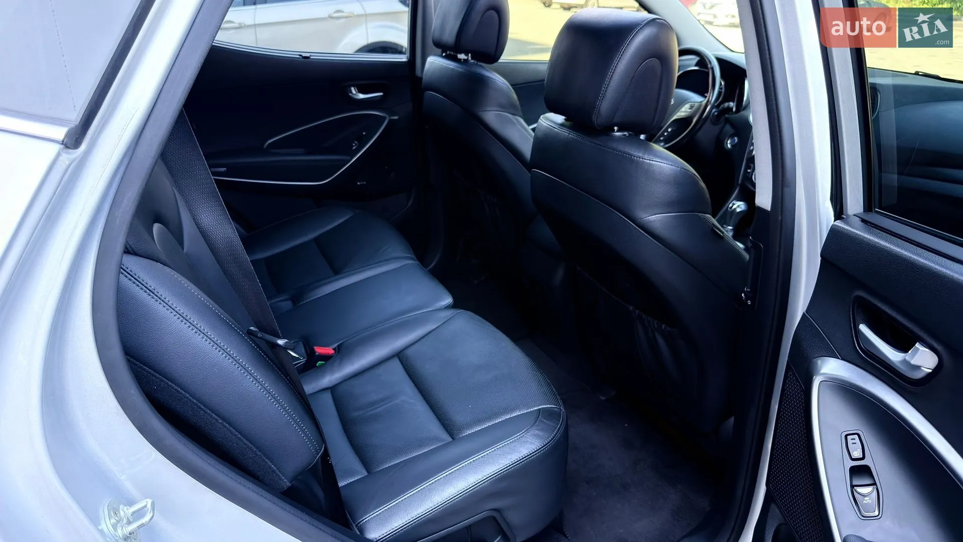 2017 Hyundai Santa Fe - мініатюра 21