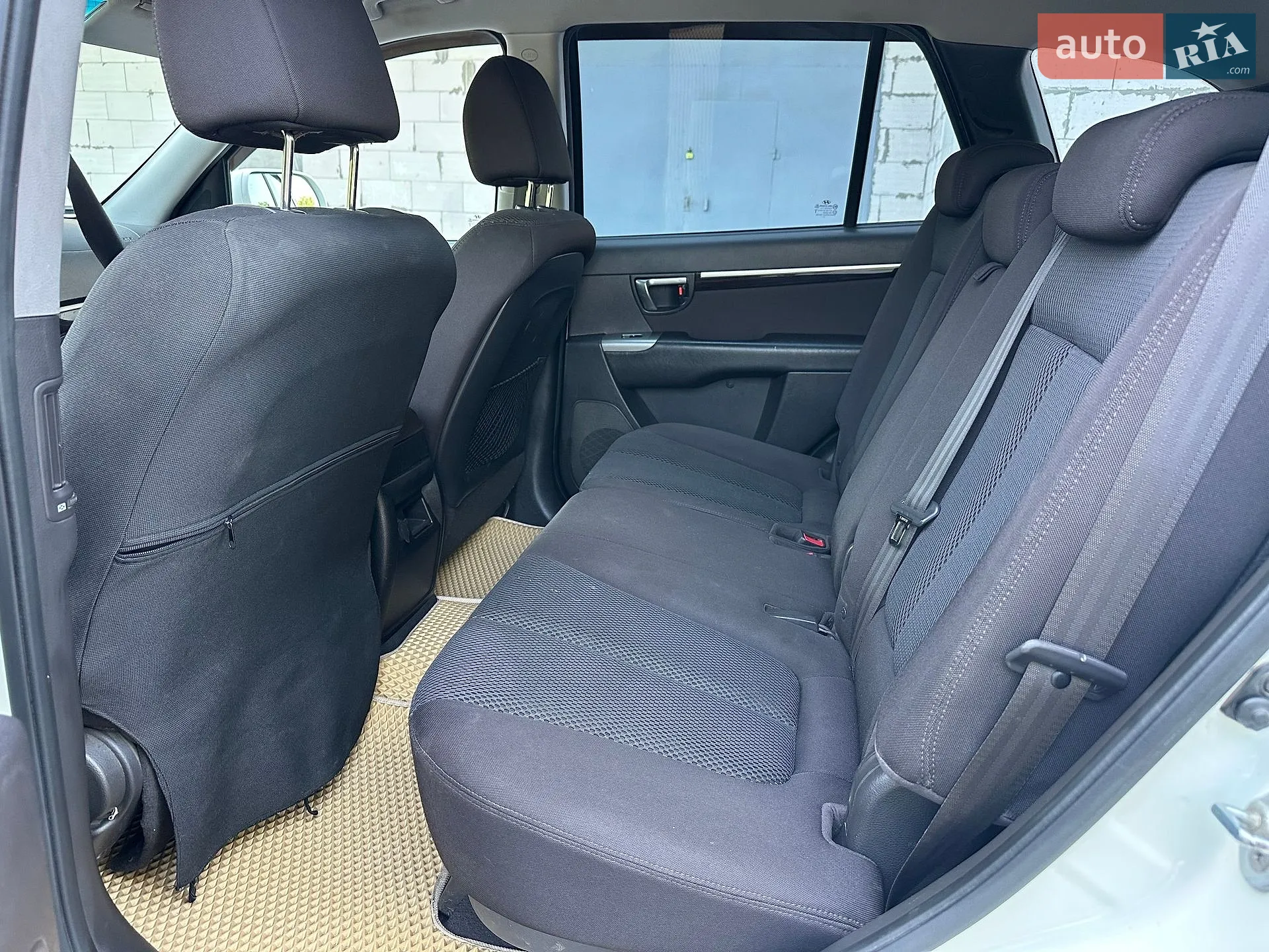 2011 Hyundai Santa Fe - мініатюра 33