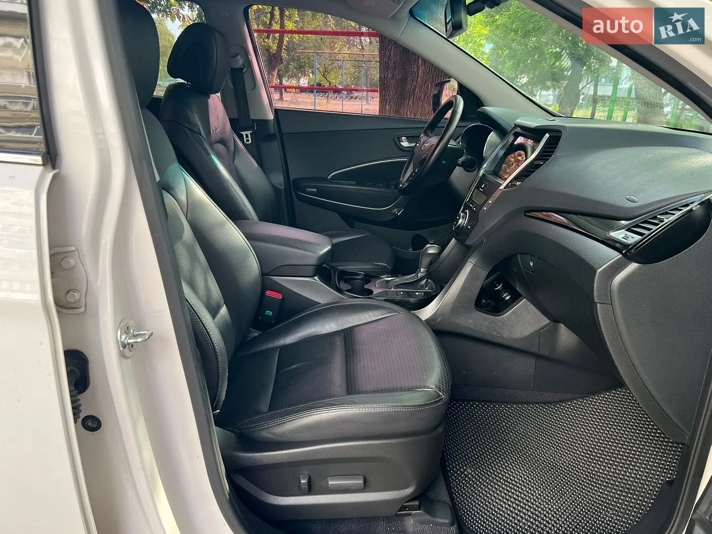 2013 Hyundai Santa Fe - мініатюра 28