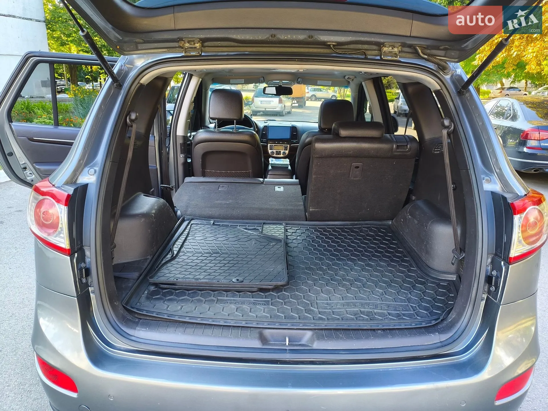 2011 Hyundai Santa Fe - мініатюра 17