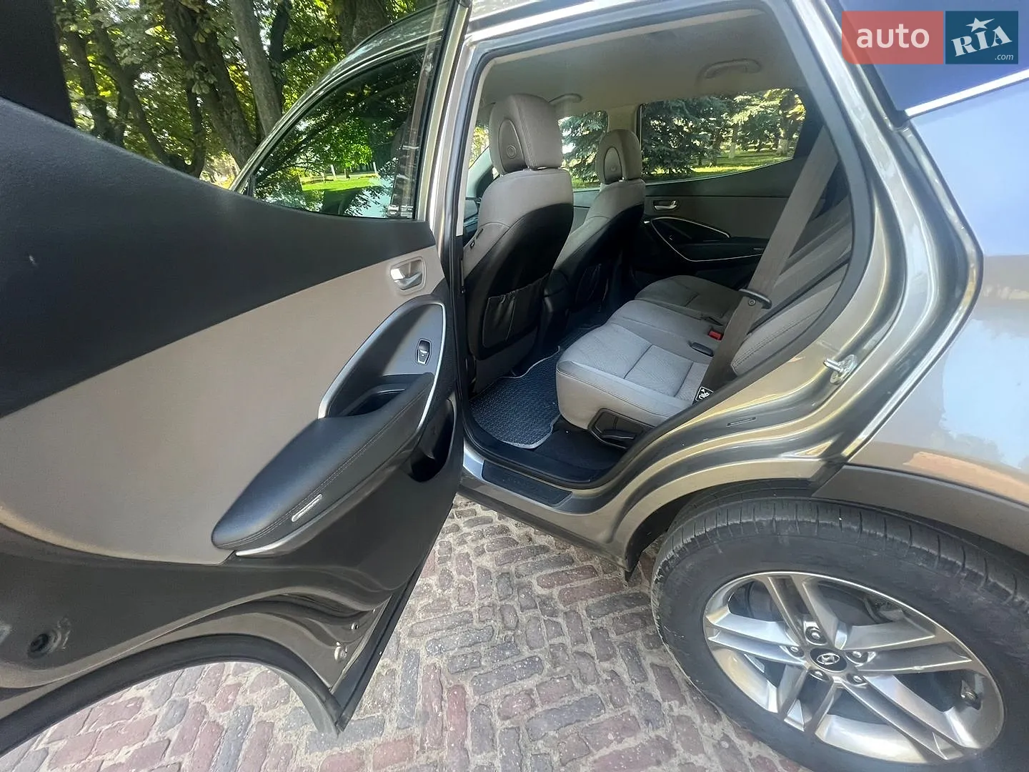 2017 Hyundai Santa Fe - мініатюра 15